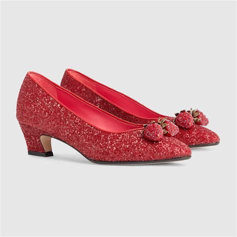 Women's Interlocking G pump in red glitter fabric 